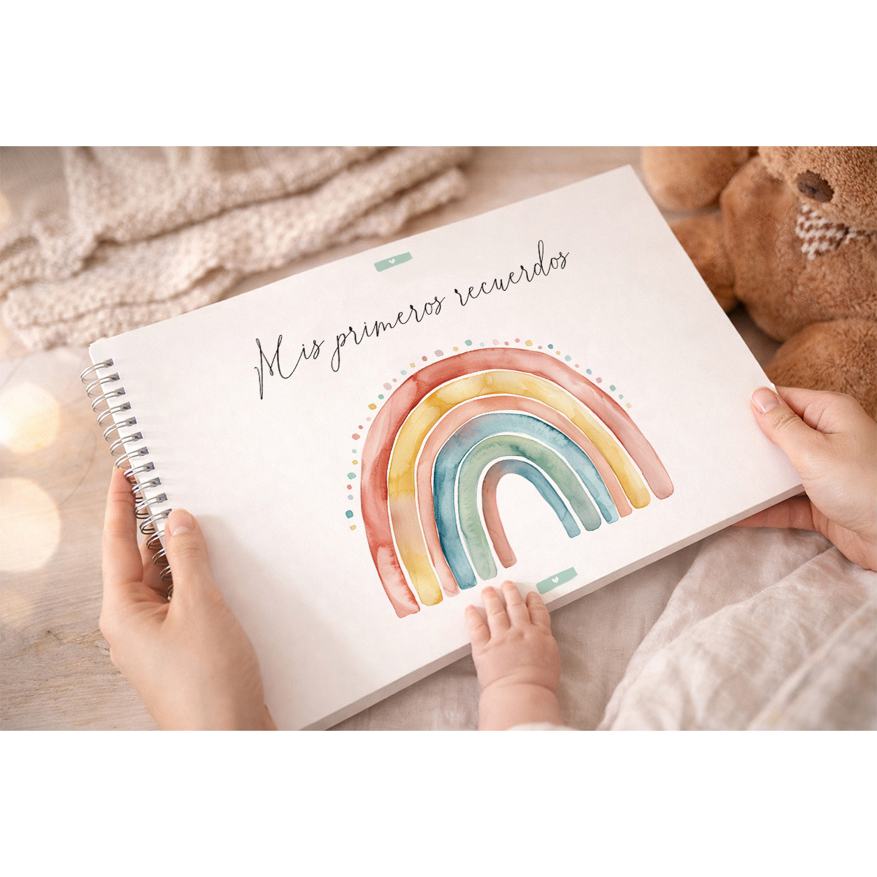 Álbum de fotos para bebé A4 con ilustración de Arcoíris Acuarela