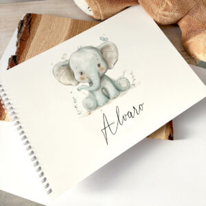 Álbum personalizado para bebé con nombre Dulce Elefante