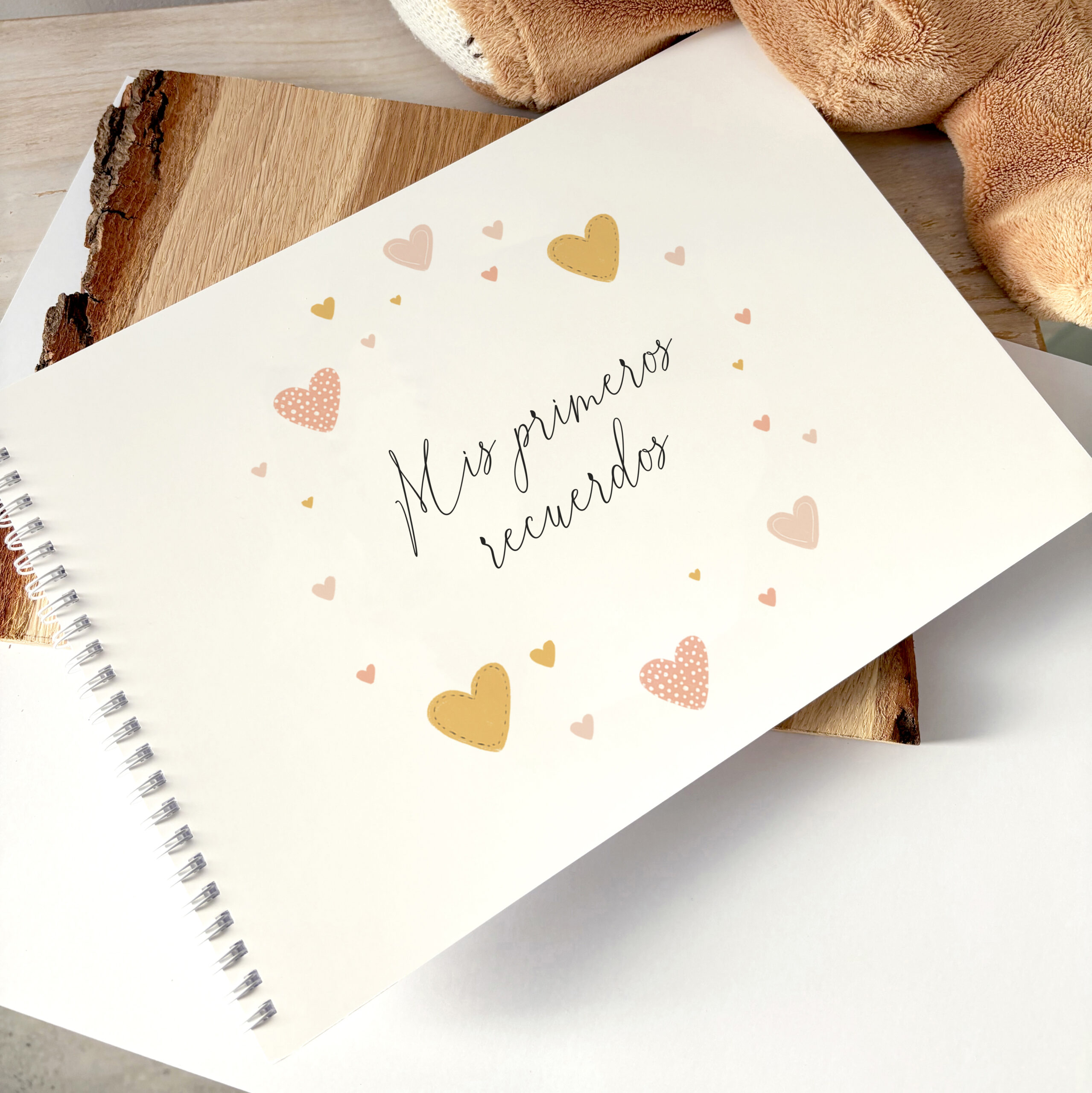 Álbum de fotos para bebé A4 con ilustración de Corazones Rosa